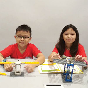 Seesaw Dan Balance Scale